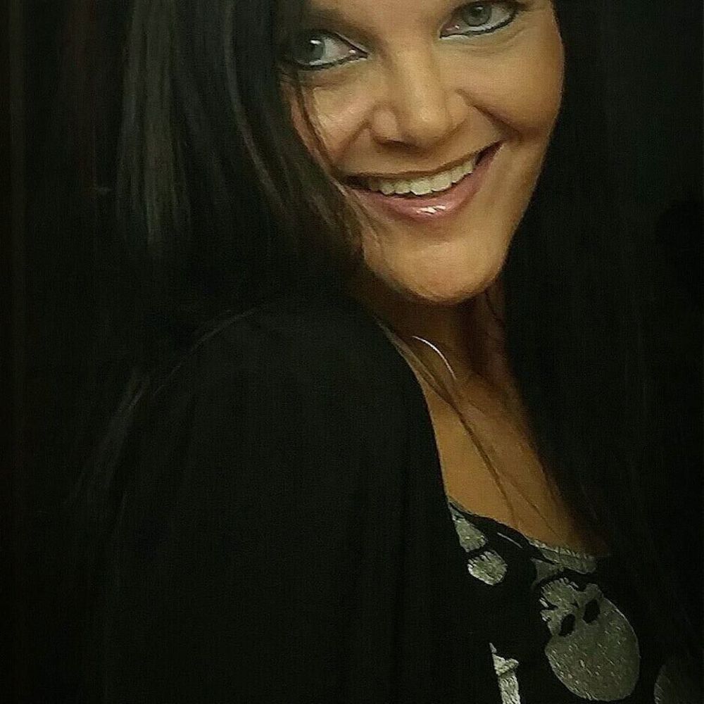 Meet your Posher, Dana